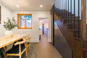 Elegant Seddon Stay Historic Charm & Modern Twist - Image 4