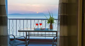 Sunset Apartments - Image 4