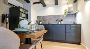 Luxury City Center Studio - Image 3
