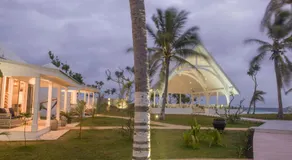 Tamanu on the Beach - Image 3