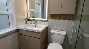 Modern 2BR 2BA Apartment Garden-View - Image 5