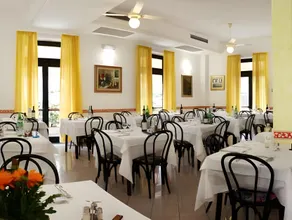 Hotel Aurora - Image 5