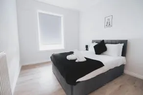 Stylish 3BR Home near Hampden No 29 with Free Parking - Image 2