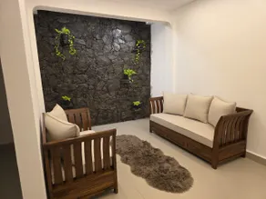 The Layover Lounge - Airport Transit Hotel - Image 2