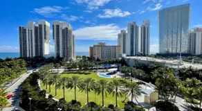 Apartment in Sunny Isles Beach - Image 5