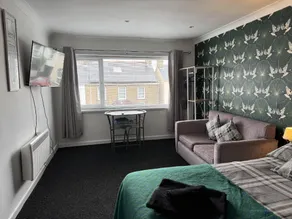 Traeth Rooms - Image 1