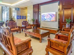 Hong Qi Qu Holiday Hotel - Image 2