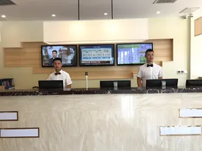 GreenTree Alliance Hotel Chengde Mountain Resort Cuiqiao Road - Image 4
