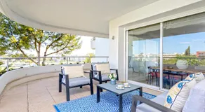 Genteel Home Flamencos Terrace - Image 3