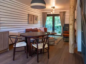 Belvilla Enchanted Forest Retreat - Image 5