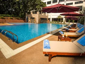 Rose Garden Hotel - Image 4