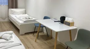 Goldstar Hotel Hannover - Image 2