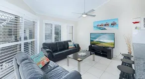 Watermark Apartments - Close To The Beach - Image 2