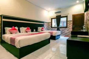 OYO 1117 New Garuda Hotel - Image 2