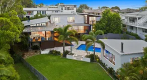 Minutes from Hastings Street - Image 3