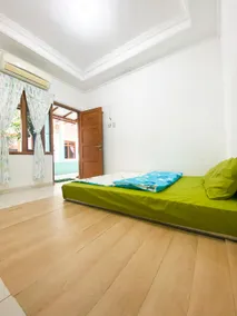 Homey Guesthouse Kertajaya (Syariah) - Image 2
