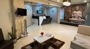 Townhouse Hotel Classy Stay - Image 4