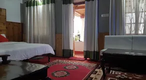 Takdah Heritage Bungalow no 10 - Image 2