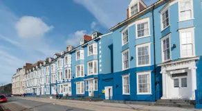 No 46 Marine Terrace - Image 4