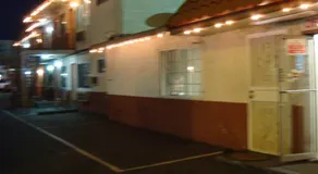 American Inn - Image 5
