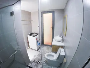 Ha Linh Apartment - Image 4