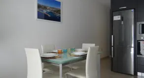 Modern Two Bedroom Sea View Apartment - Image 2