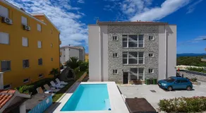 Sunset Beach Suites - Image 4