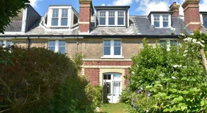 Coastguard's Cottage - Image 3