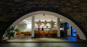 Phoenix Riverview Hidden Courtyard -Butler Service, Professional Travel Photography - Image 5