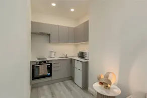 Comfy 1 Bedroom Apartment by Murrayfield - Image 3