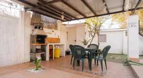 Casa Familiar con Piscina - Image 5