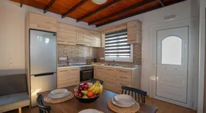 Garden Olive Luxury Villa - Image 4