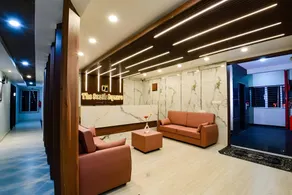 Super Townhouse Oak DLF Newtown Formerly South Square - Image 5