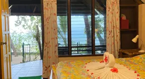 Ravenala Beach Bungalows - Image 2