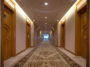 Vienna Hotel Foshan Qiandeng Lake Metro Station - Image 4