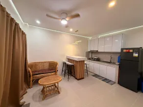 White Anahaw Haven - Image 3