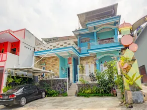 OYO 90284 Villa Biru - Image 4
