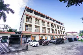 OYO 1693 Edward Residence Malalayang - Image 4