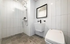 Stay Hostel - Image 1