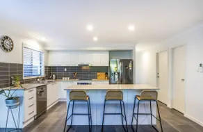 Charming 3BR House in the Heart of Dakabin - Image 5