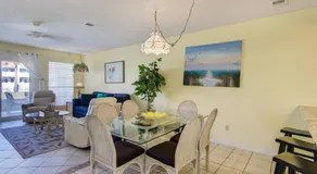 3 A, Three Bedroom Townhome - Image 4