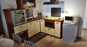 Il grazioso appartamento di Chiara con posto auto privato - Image 5