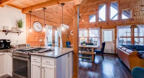 Beaver Rock Lodge - Image 4