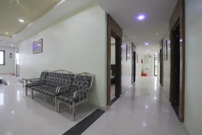 OYO 45414 Hotel Sai Palace - Image 2