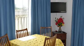 Hibiscus Bed & Breakfast - Image 4
