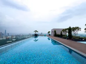 Riveria City KL Sentral by Sky Pool Minshuku - Image 4