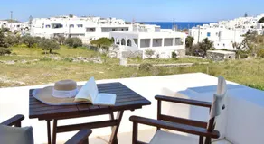 Captain Apartments Paros - Image 3