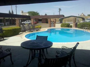 Best Western Village Inn - Image 5