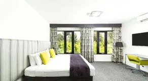 Sora East Melbourne - Image 2