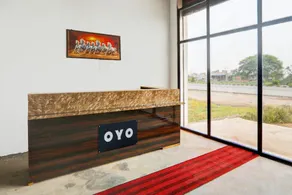 Hotel O Moon Sez - Image 3